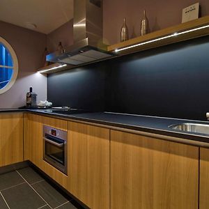 Canal House King Bed Kitchenette